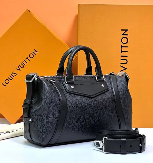 Сумка Louis Vuitton Biker, черный
