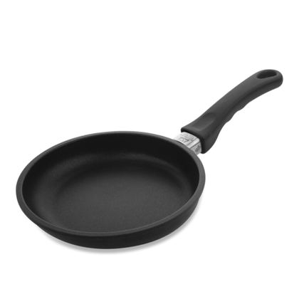 Сковорода классическая 20см AMT Gastroguss Frying Pans Fix
