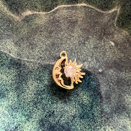 Подвеска солнце и луна с фианитом. Фурнитура для изготовления украшений и аксессуаров.