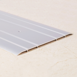 Алюминиевый порог для пола ПО-150 2700 мм