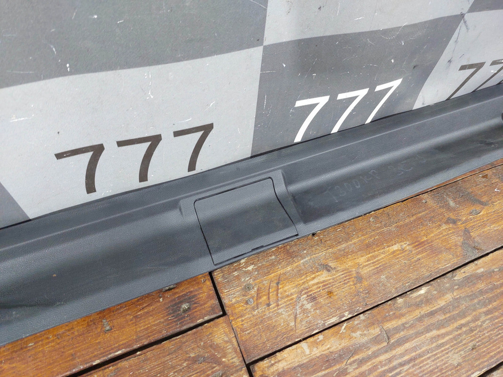 Накладка заднего бампера Tank 500 21-нв Б/У Оригинал 2804120XKV3AA