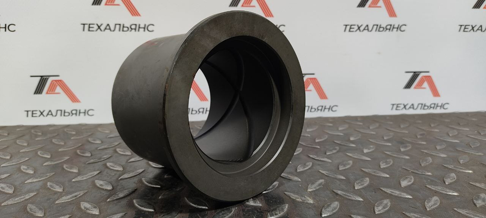 Втулка 20Y-70-32410