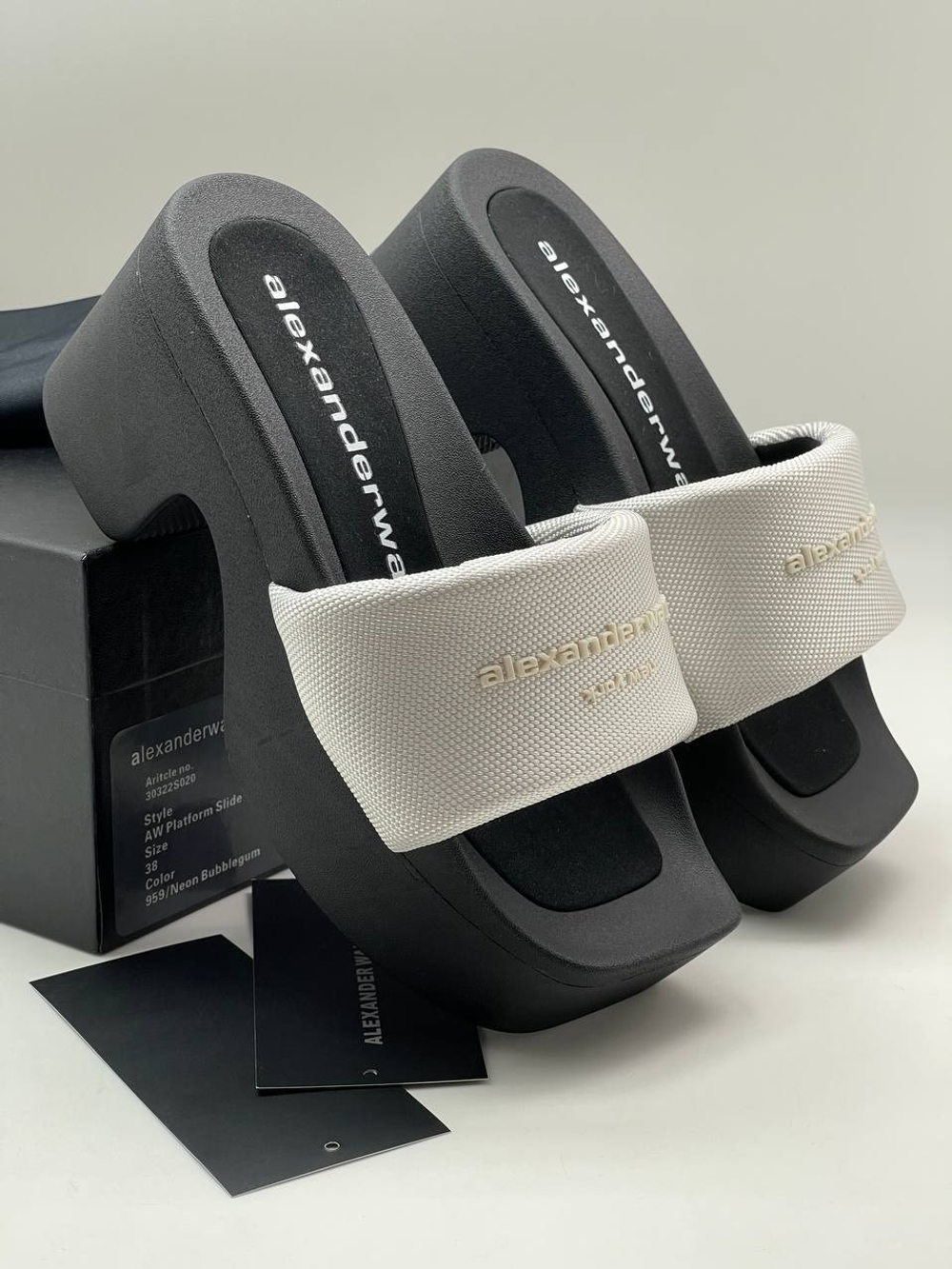 Шлепанцы Alexander Wang