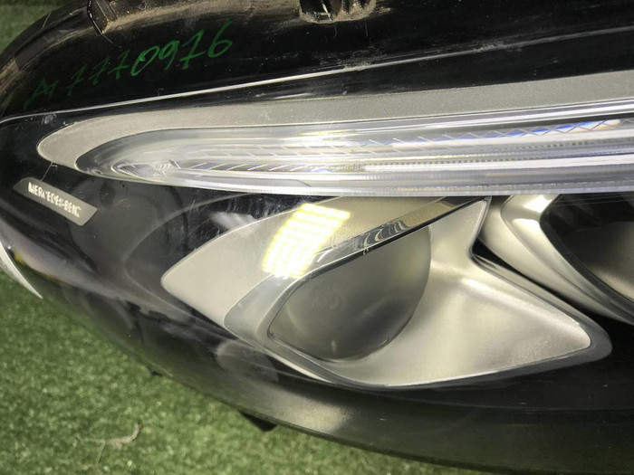 Фара правая Mercedes A W177 (2018-2022) LED