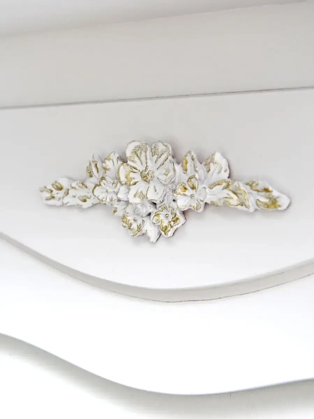 Полка настенная навесная