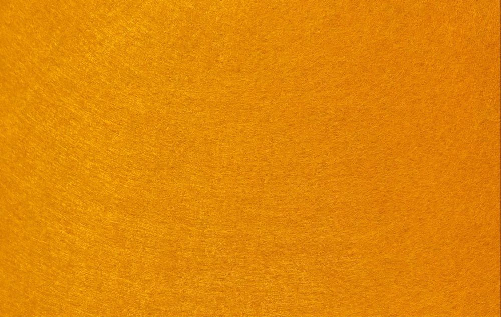 Фетр средней жесткости 2 мм, ш. 1 м, 215,4 гр/м2, оранжевый