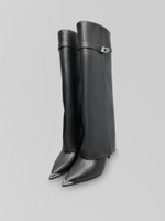 Сапоги Araz N88 однотонные на шпильке с отстегивающимся ремешком