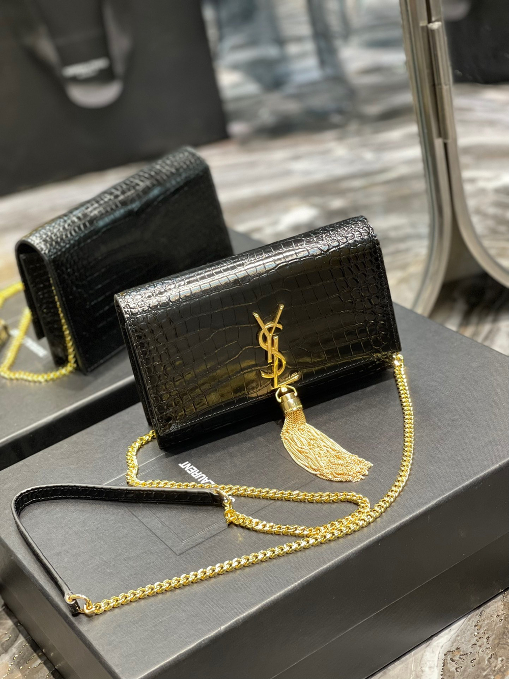 Saint Laurent Kate Chain Wallet 19 cm