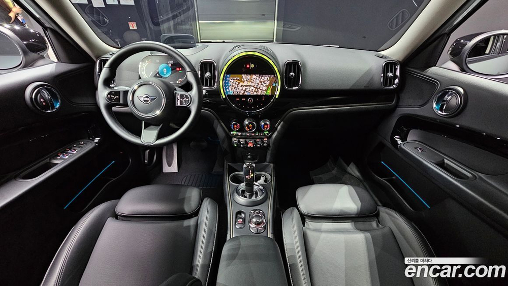 Mini Cooper Countryman Classic Plus (09.2021)