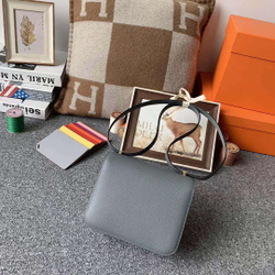 Hermes Constance 18
