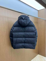 Пуховик Prada