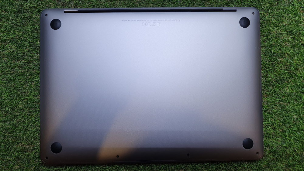Macbook Pro 13 2017  A1708 i5/8Gb/256Gb