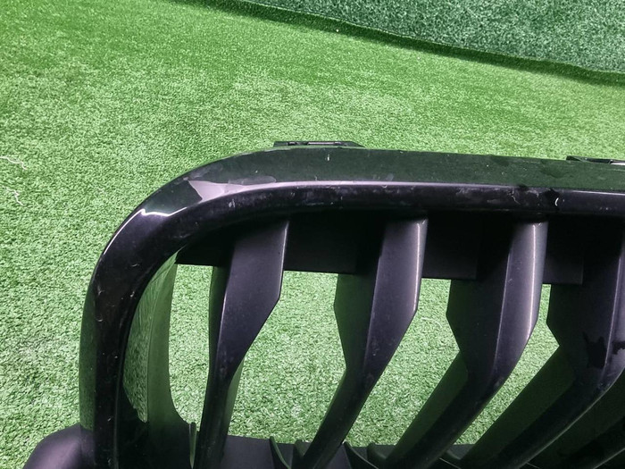 Решетка радиатора левая BMW X2 F39 (2017-2023)