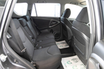 Toyota RAV4, 2011 год