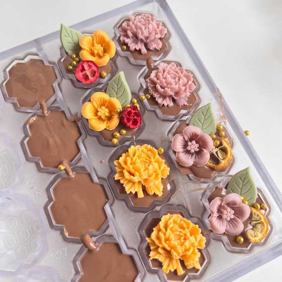 327 | Форма для шоколадных конфет (275*175 мм)