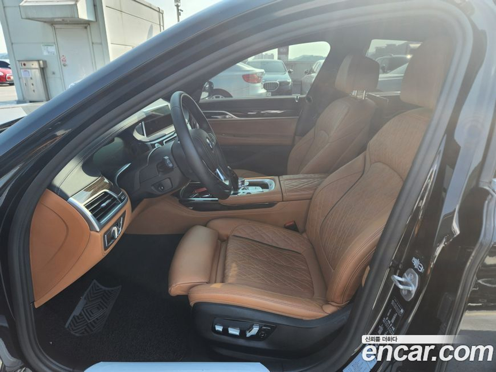 BMW 7 Series (G11) 740Li xDrive Design Pure Excellence (08.2020)
