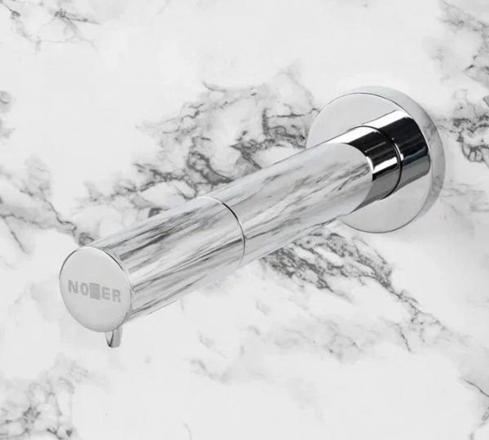 Диспенсер для мыла сенсорный встраиваемый в стену 1000 мл. латунь ESSENTIALMATIC 03120.B глянцевый