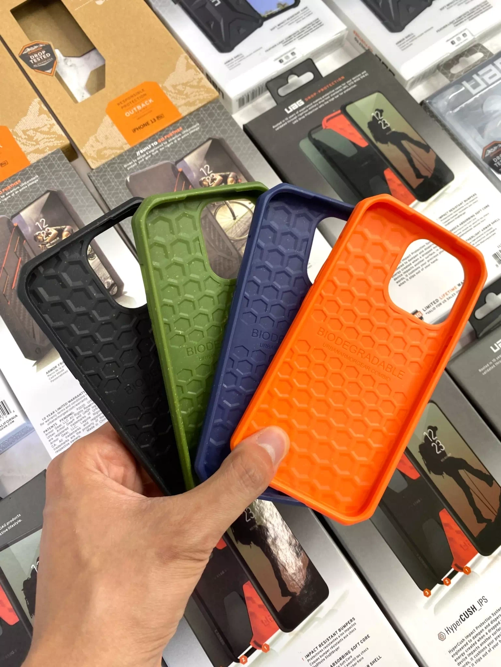 Чехол Star Trailblazer UAG (копия premium) в коробке. Черный