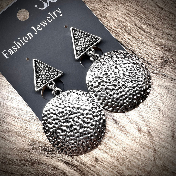 Клипсы Bohemia овал треугольник перфорация металл античный серебристый