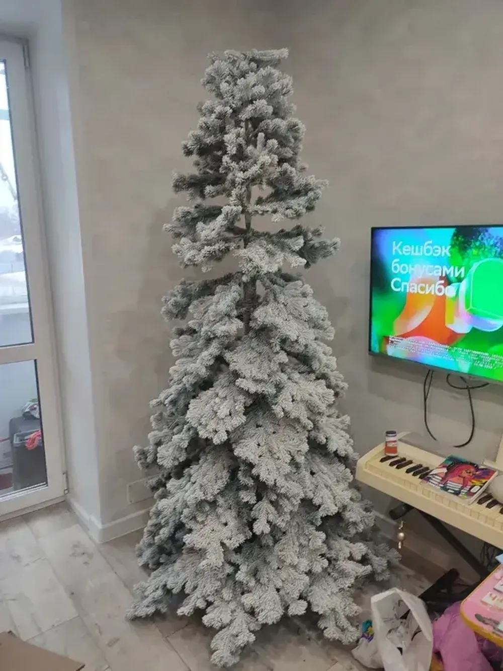 Заснеженная ель «Кадриль» (Литая хвоя) 230 см / 2,3 м