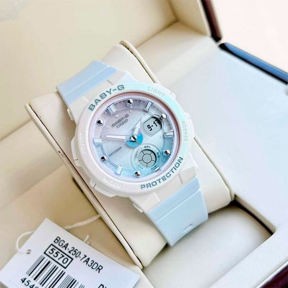 Наручные часы Casio BGA-250-7A3