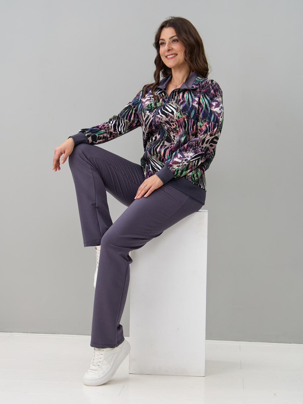 Костюм с брюками КБ-184/серый-разноцветнаязебра