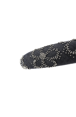 Ободок из серой джинсы с серебристым декором