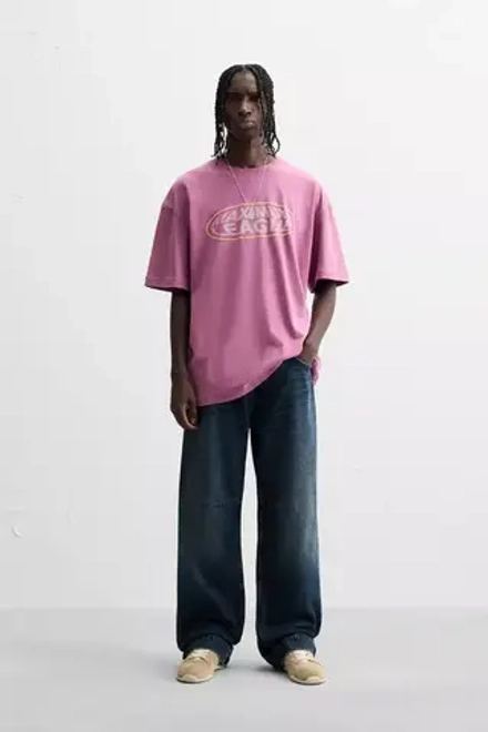 ZARA ФУТБОЛКА ИЗ ТКАНИ С ЭФФЕКТОМ ПОТЕРТОСТИ С НАДПИСЬЮ, МАДЖЕНТА