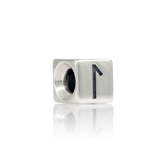 Шарм куб с руной Лагуз - подвеска из серебра 925 пробы, фото 1