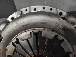 Корзина сцепления Almera Classic (B10), Pulsar (N16)  Новое Оригинал 302108n700