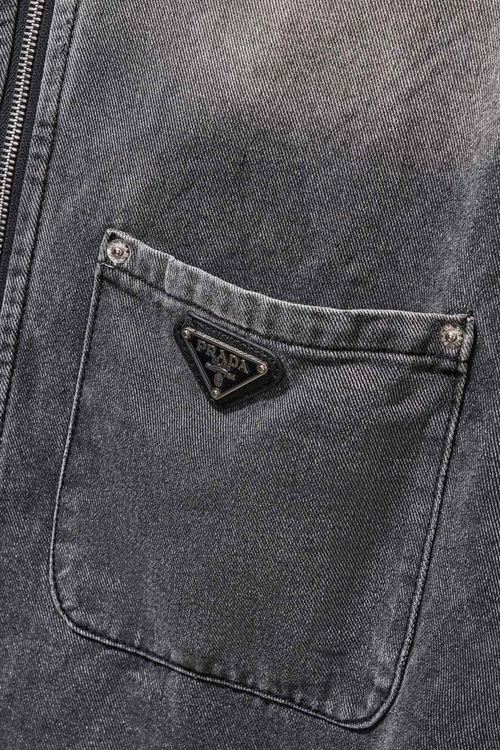 Джинсовка Prada