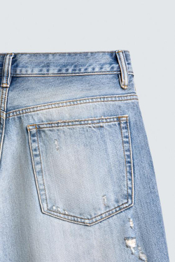 ZARA ДЖИНСОВЫЕ ШОРТЫ СВОБОДНОГО КРОЯ С РАЗРЕЗАМИ, ВЫЦВЕТШИЙ СИНИЙ