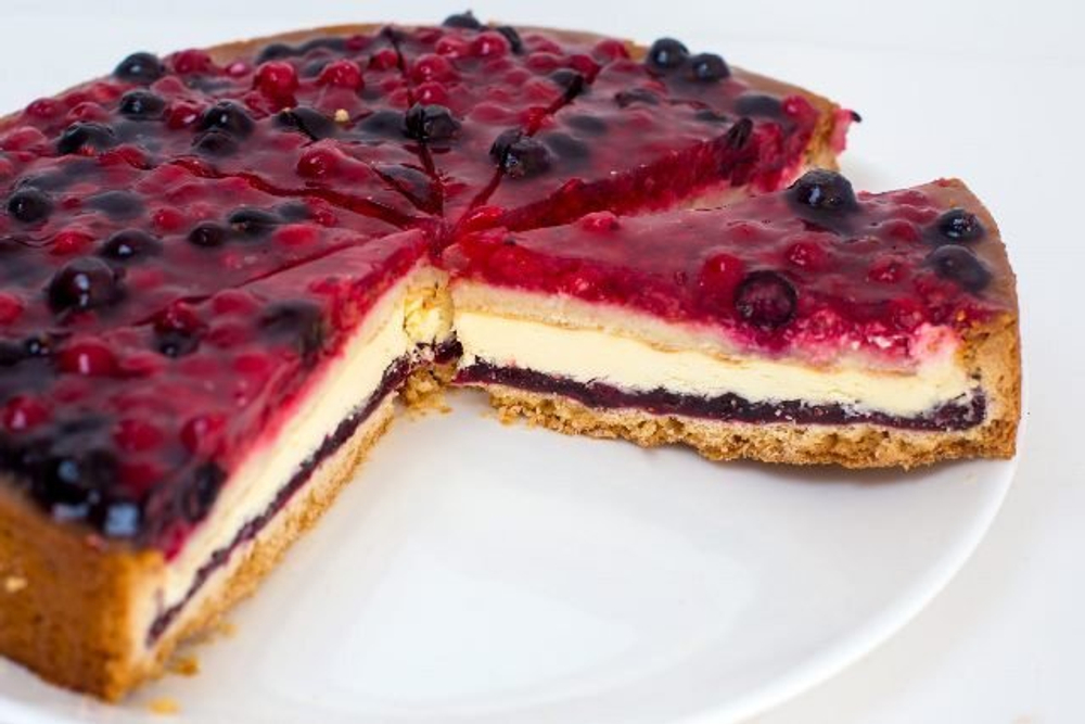 Торт Ягодный пунш Питер Фрост (1650гр/12порций)