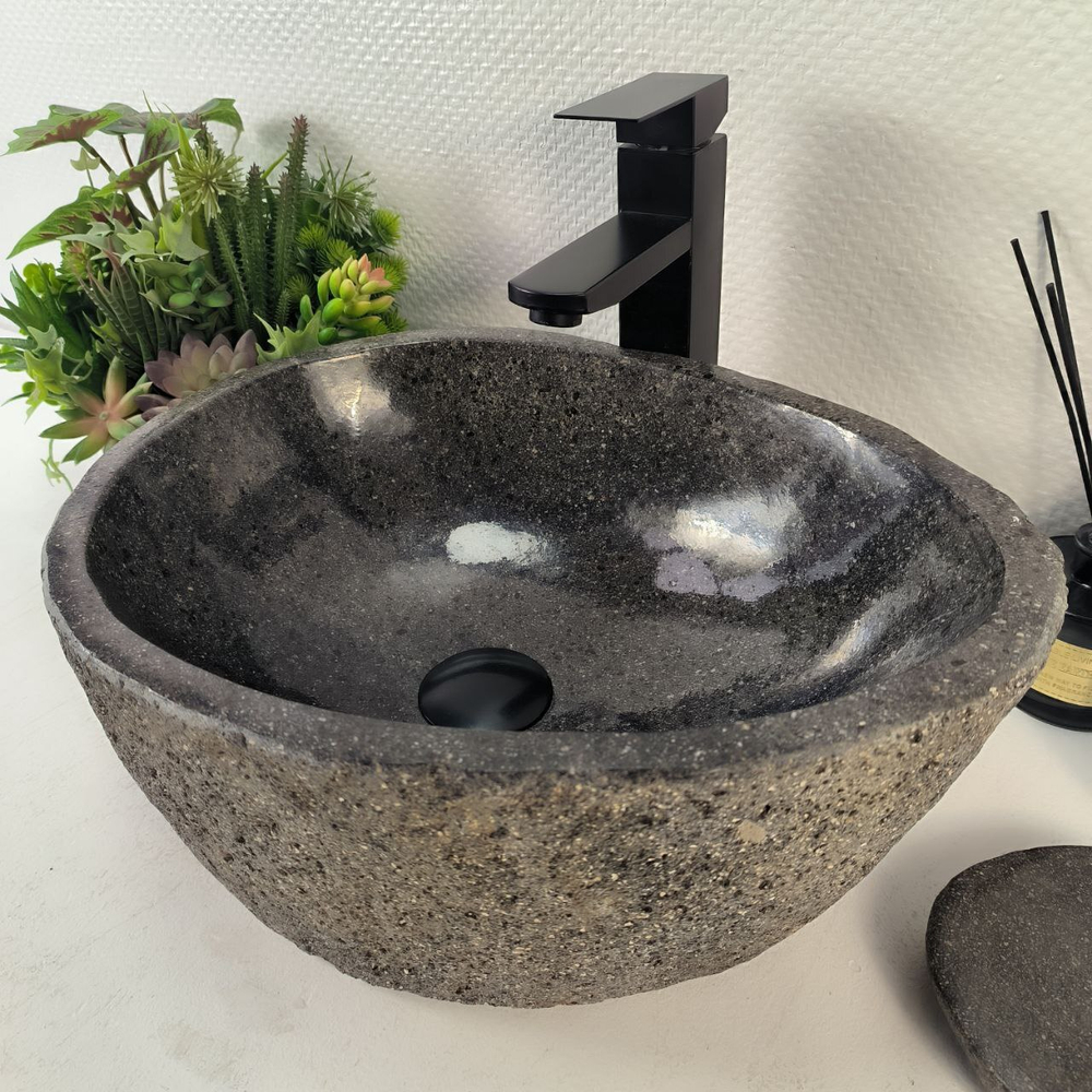 Раковина из речного камня RS-65256 45*32*16 0856