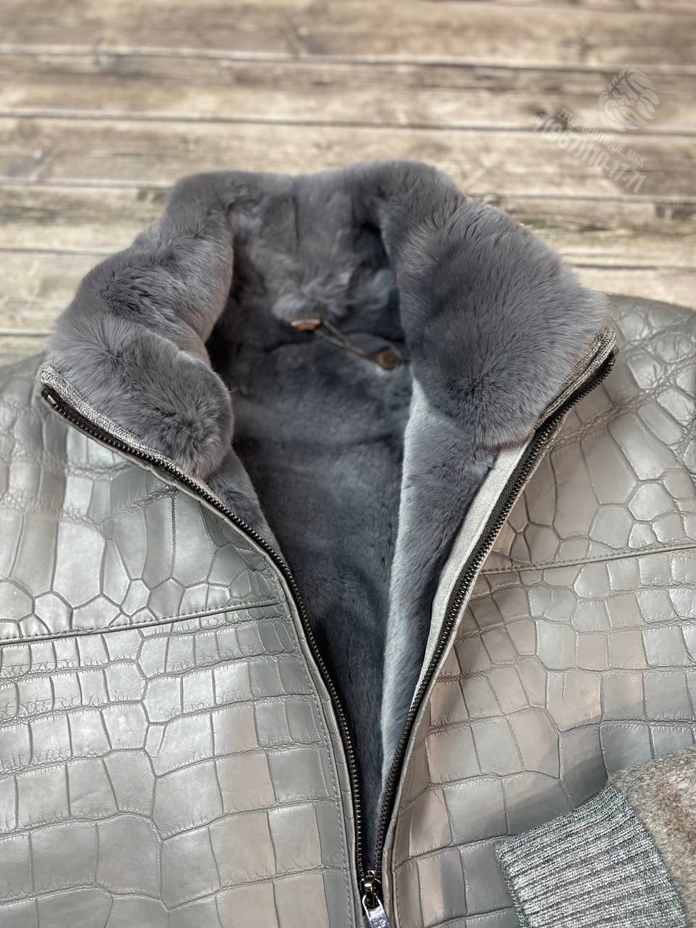 Бомбер Loro Piana с мехом со вставками кожи крокодила