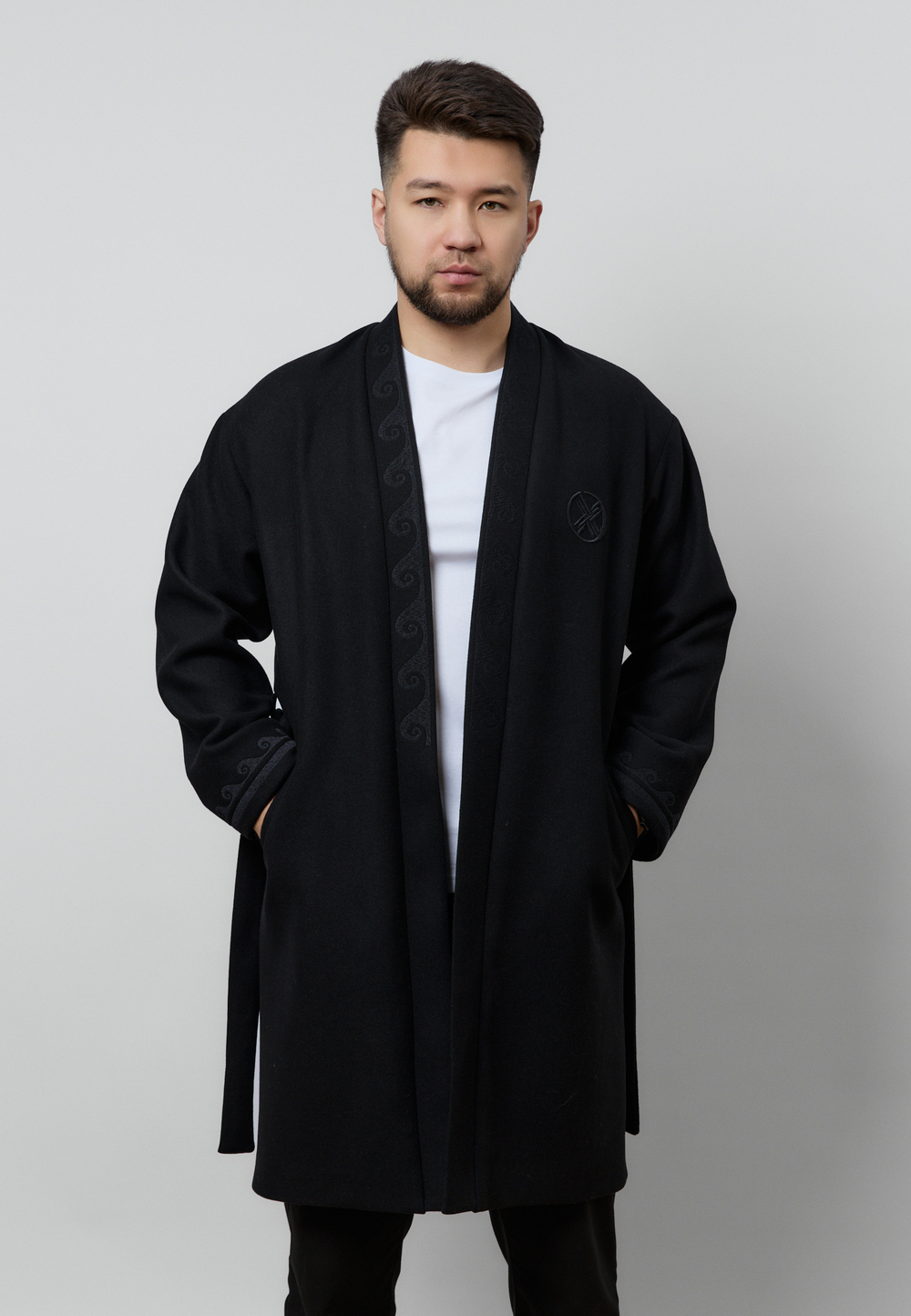 Шапан шерстяной OYU TOLQYN BLACK