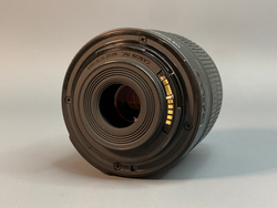 Canon 550D Kit 18-55mm 3.5-5.6 II 7.456 Кадров