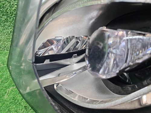 Битая Фара левая Mercedes GLS x166 (2015-2019) LED