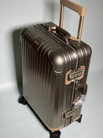 Чемодан Rimowa
