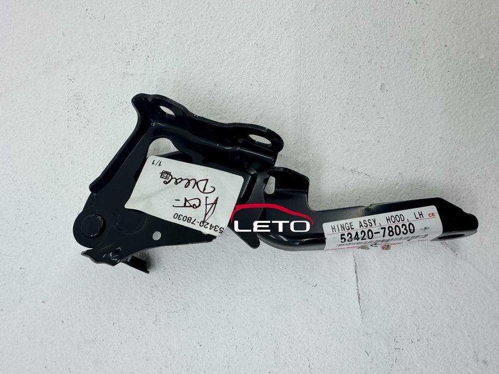 Крепление капота левая 53420-78030 5342078030 Крепление капота левая 53420-78030 5342078030