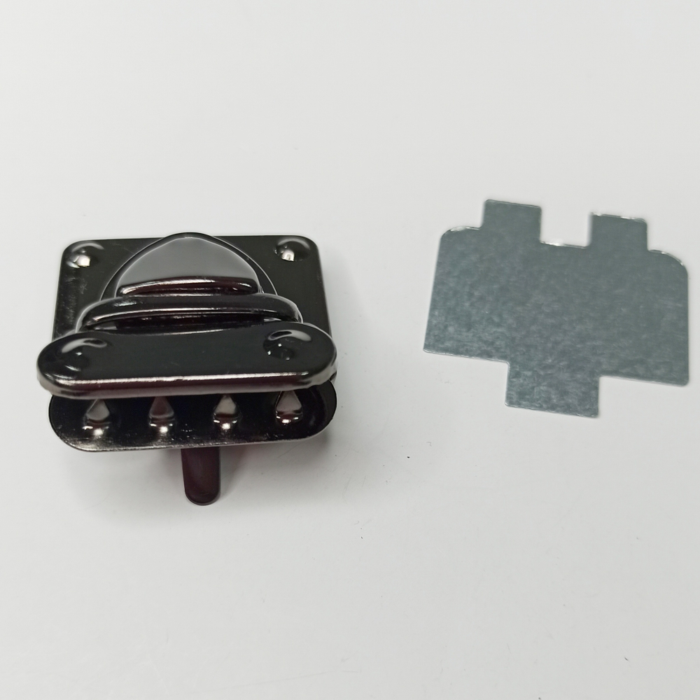 Замок-защелка на зажимах 32*35 Черный никель