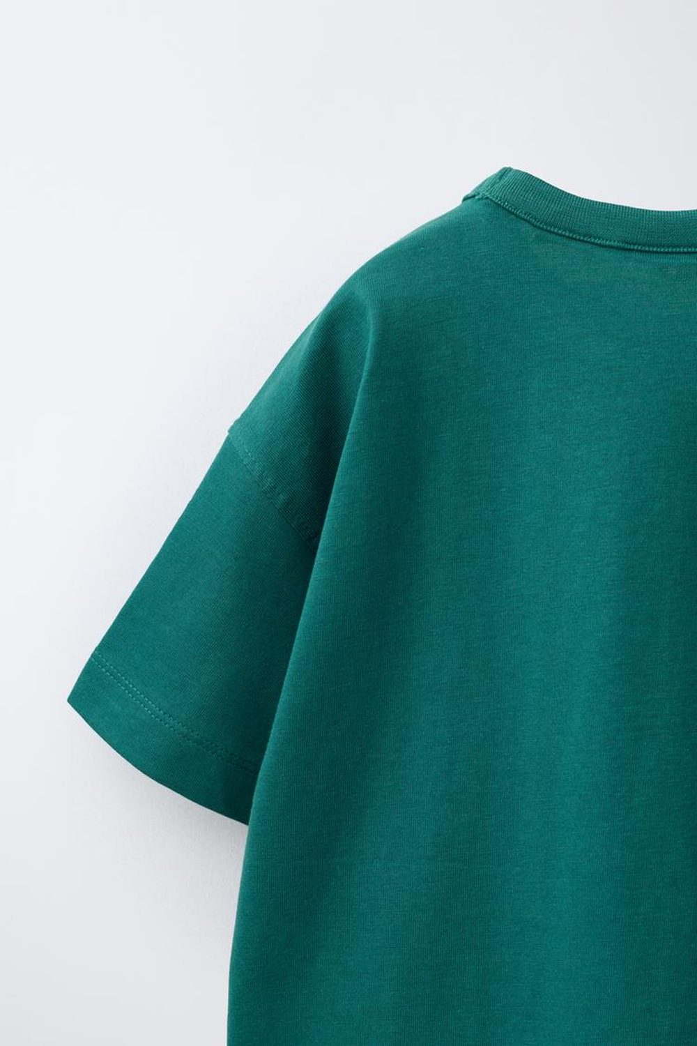 ZARA ФУТБОЛКА С ПИКСЕЛЬНЫМ АНИМАЛИСТИЧЕСКИМ ПРИНТОМ, МЯГКИЙ ЗЕЛЕНЫЙ