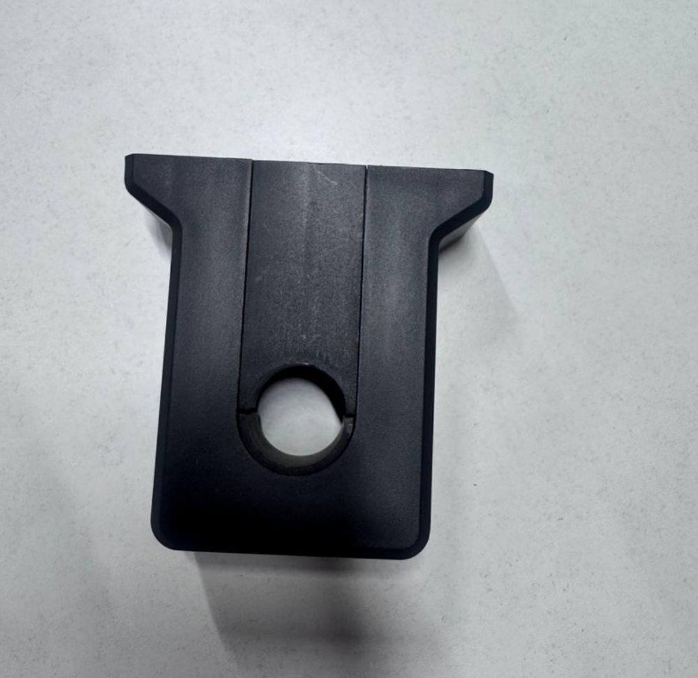 Настенное крепление для душевой штанги, черный