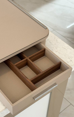 Органайзер для кофемашины Giobagnara Saint-Germain Chrome/Stone, 39 x 39 см