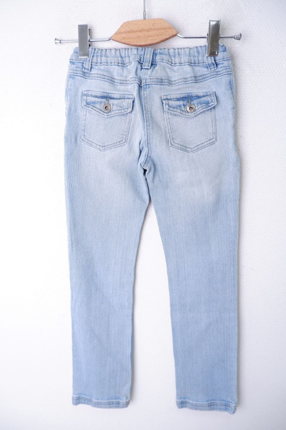 Джинсы Toutcomptefait светлые на 10 лет