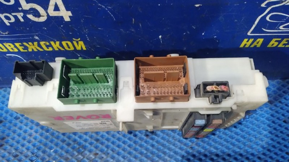 Блок предохранителей салонный LAND ROVER FREELANDER 2007