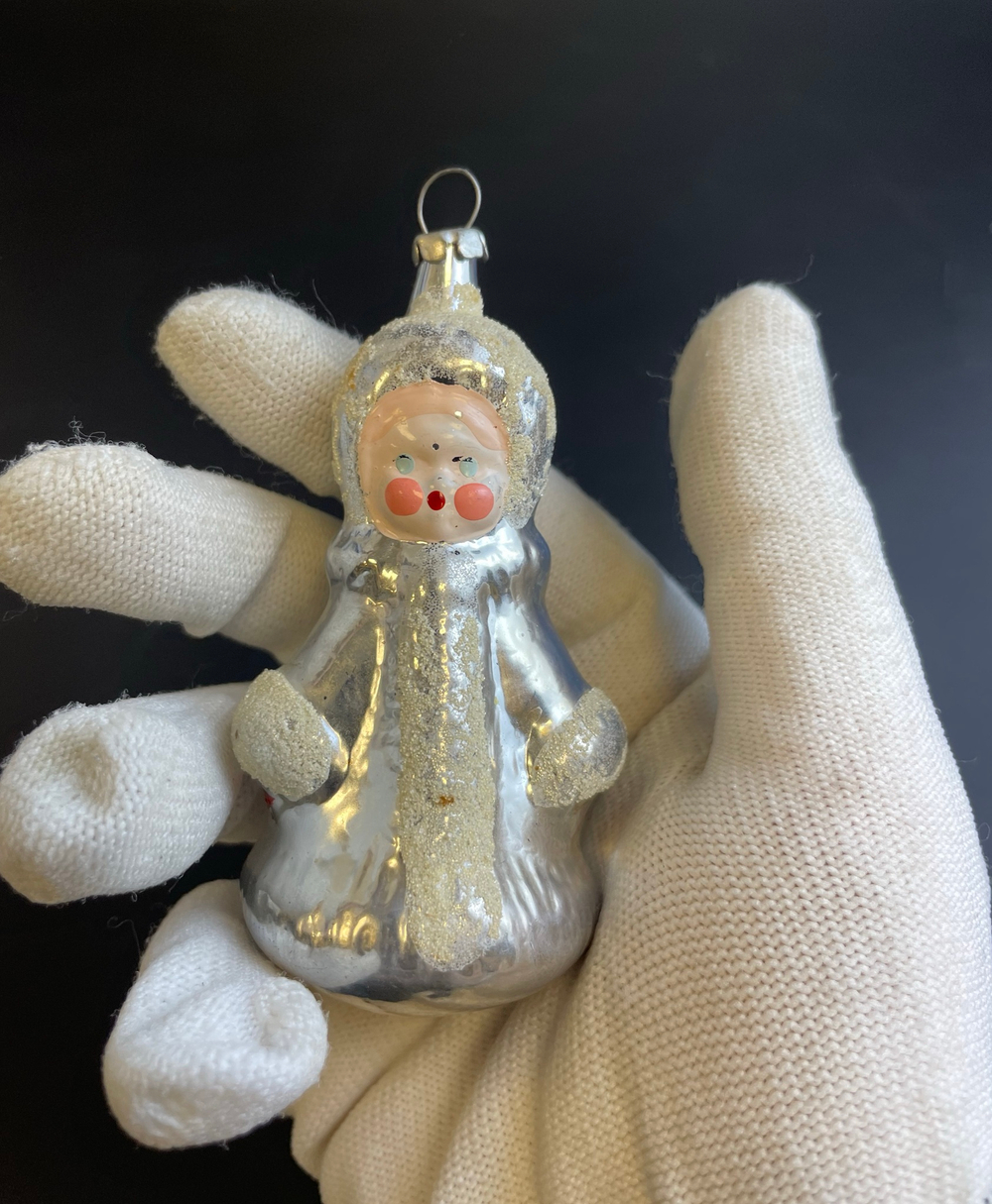 Ёлочная игрушка "Снегурочка" стекло, роспись ручная, подвесная, винтаж СССР 1960-1980 гг
