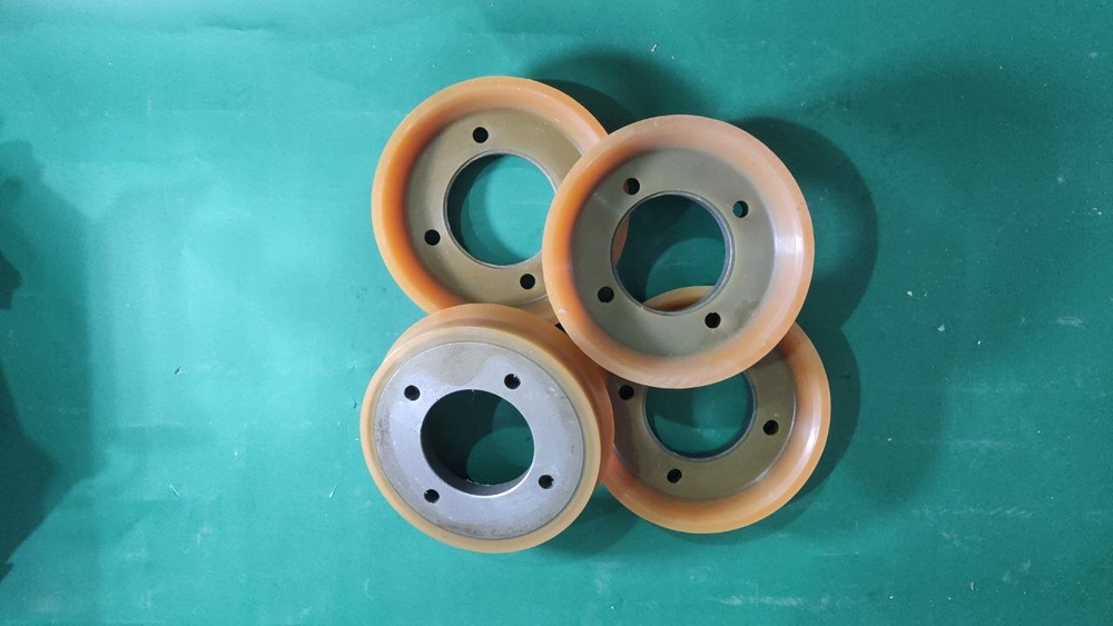 Поршень Mitsubishi DN215 (комплект 4 шт.) металл/металл