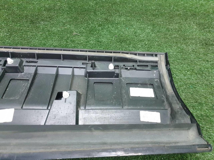 Накладка двери задняя левая Audi Q7 2 (2015-н.в.)