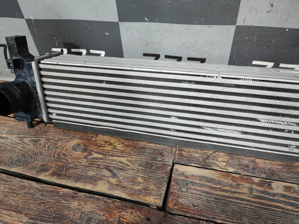 Интеркулер Jetour T2 23-нв Б/У Оригинал F261119120